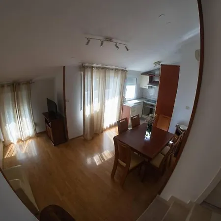 Apartment Demar Znjan Beach Split